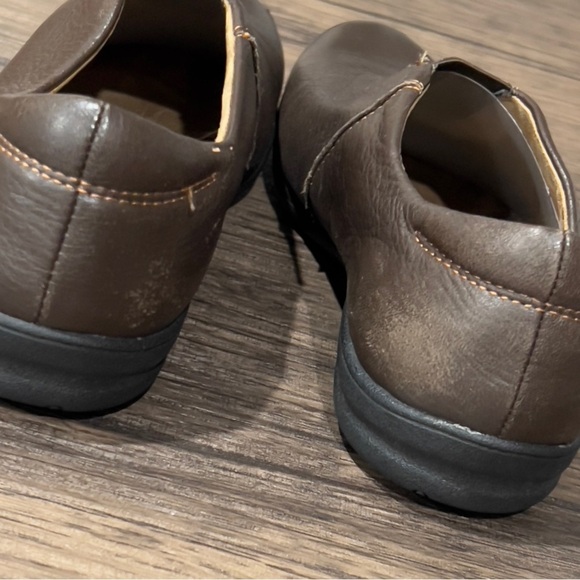 Taos Town Center Leather Dark Brown Slip On Comfort Shoes Flats Walking - Picture 15 of 15